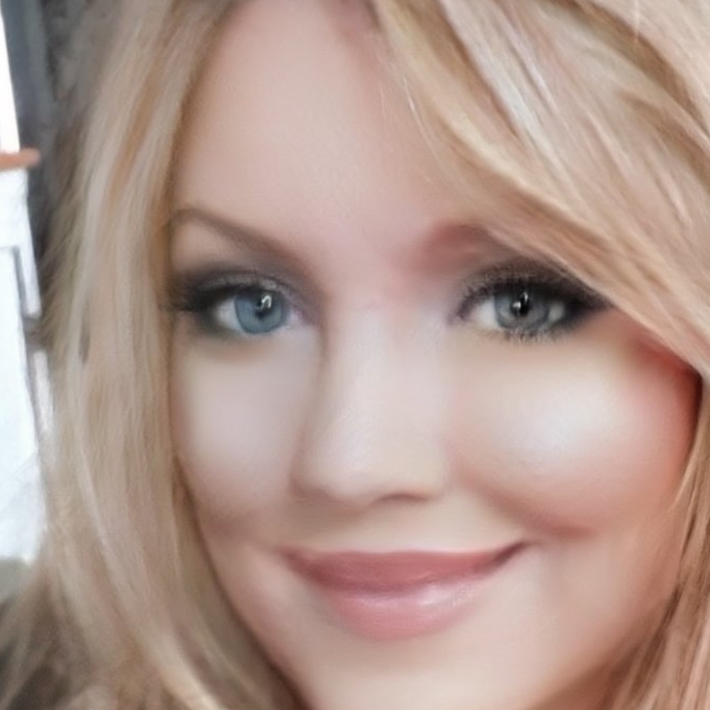 Meet your Posher, Denise